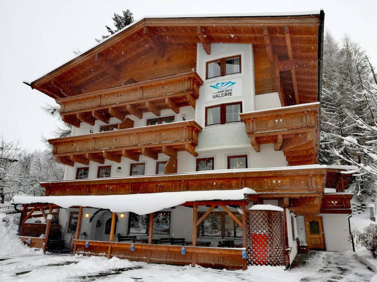 Hotel Valerie Saalbach-Hinterglemm Eksteriør bilde